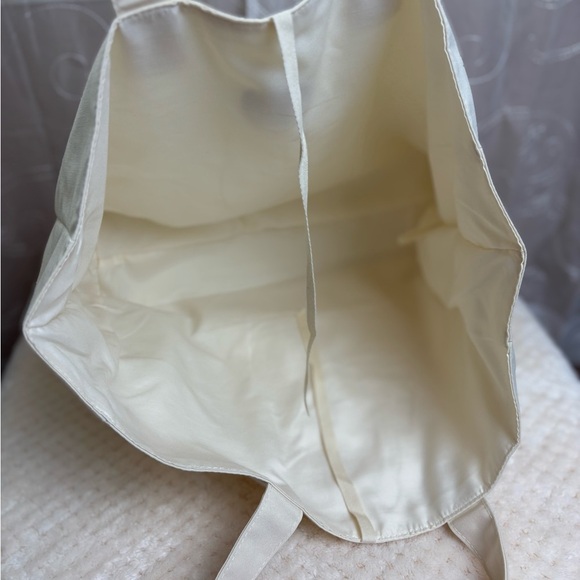 Dolce & Gabbana “Devotion” Large Tote - Picture 11 of 11